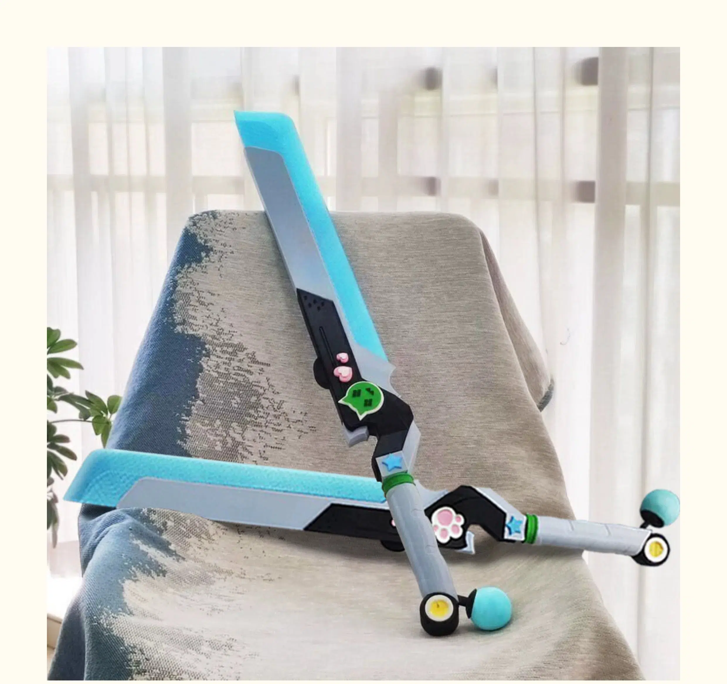 NTE Mint Dual Swords Cosplay Prop Anime Game Weapon Replica | nte.global NTE グッズ 이환 굿즈 | Mint, NTE 민트, NTE ミント
