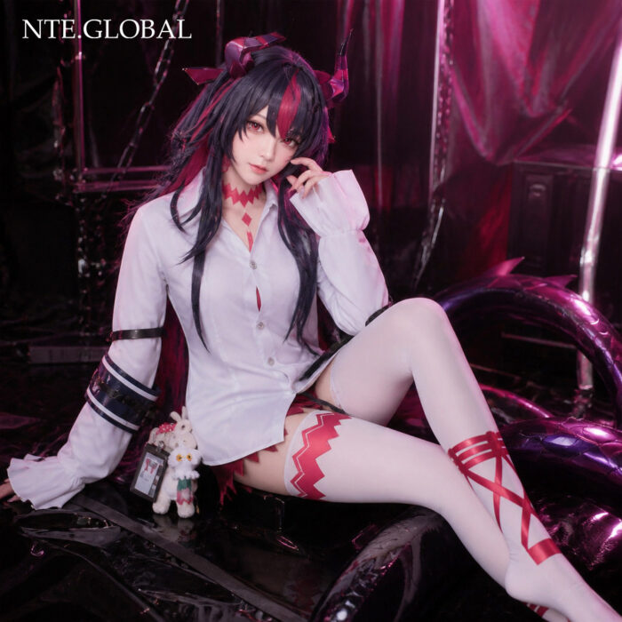 NTE Shinku Cosplay Costume | nte.global NTE グッズ 이환 굿즈 | Shinku, NTE 真紅