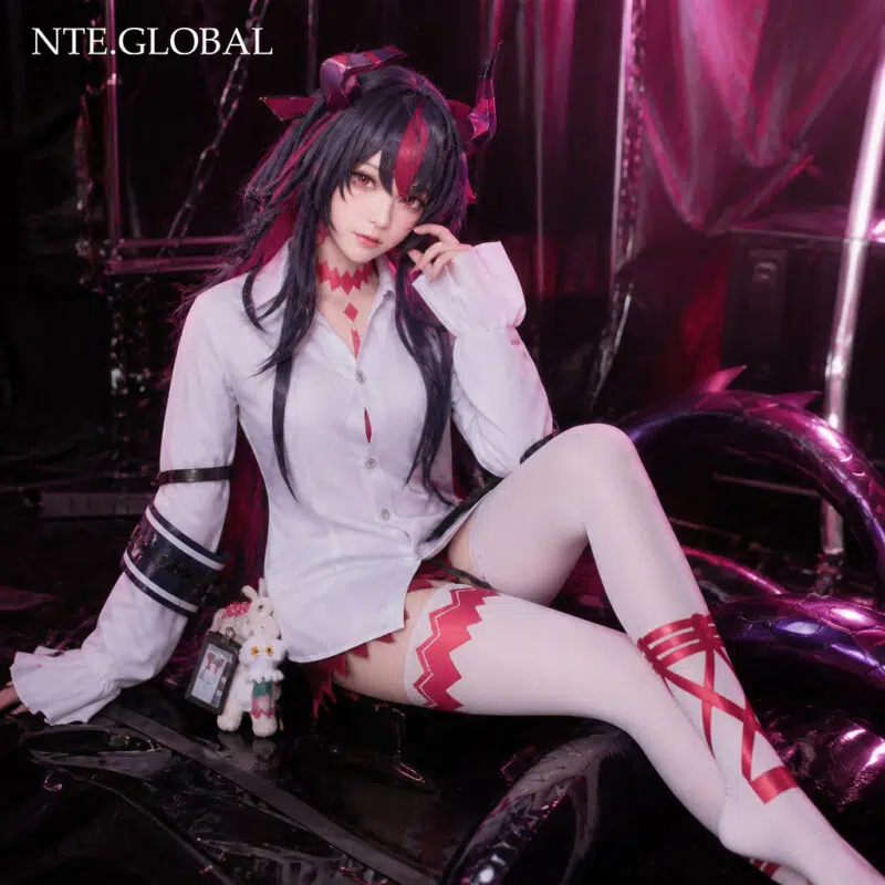NTE Shinku Cosplay Costume | nte.global NTE グッズ 이환 굿즈 | Shinku, NTE 真紅