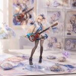 NTE Akane Rin Acrylic Standee and Badge Set | nte.global NTE グッズ 이환 굿즈